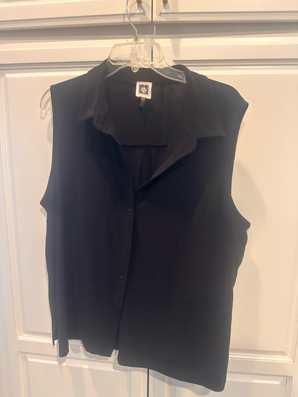 Anne Klein Black Sleeveless Collared Button-Front Blouse